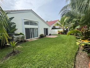 4907 SW 32nd Way, Hollywood FL 33312