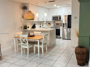 13251 SW 17th Ln 221, Miami FL 33175