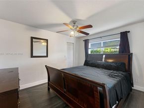 7527 SW 6th Ct, North Lauderdale FL 33068