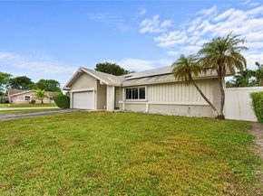 7527 SW 6th Ct, North Lauderdale FL 33068