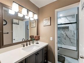 7527 SW 6th Ct, North Lauderdale FL 33068