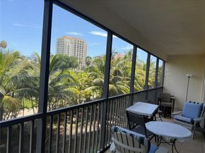 20335 W Country Club Dr 206, Aventura FL 33180