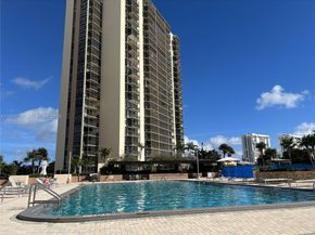 20335 W Country Club Dr 206, Aventura FL 33180