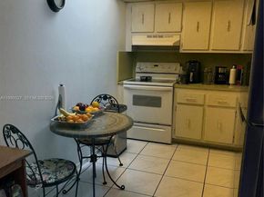 20335 W Country Club Dr 206, Aventura FL 33180