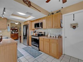 5714 NW 66th Ter, Tamarac FL 33321