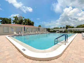 5714 NW 66th Ter, Tamarac FL 33321