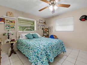 5714 NW 66th Ter, Tamarac FL 33321