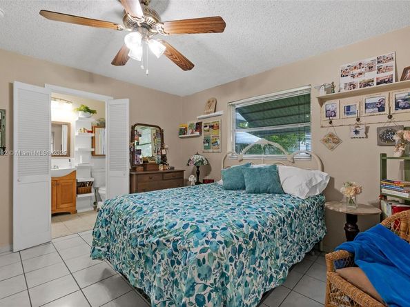 5714 NW 66th Ter, Tamarac FL 33321