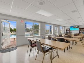 5714 NW 66th Ter, Tamarac FL 33321