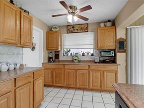 5714 NW 66th Ter, Tamarac FL 33321