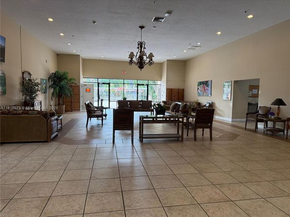 2316 SW 81st Way 8, North Lauderdale FL 33068