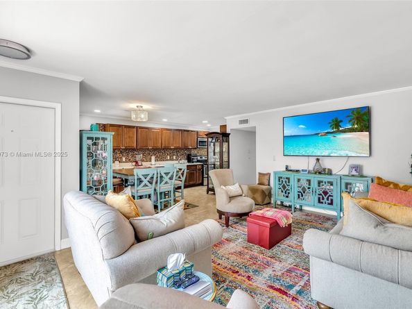 2316 SW 81st Way 8, North Lauderdale FL 33068