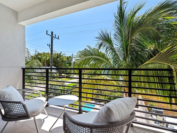 2290 SE 6th St, Pompano Beach FL 33062