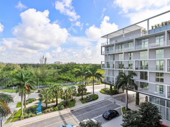 2000 Metropica Way 502, Sunrise FL 33323