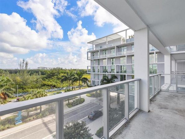 2000 Metropica Way 502, Sunrise FL 33323