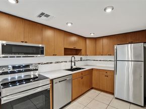 1800 Sans Souci Blvd 435, North Miami FL 33181