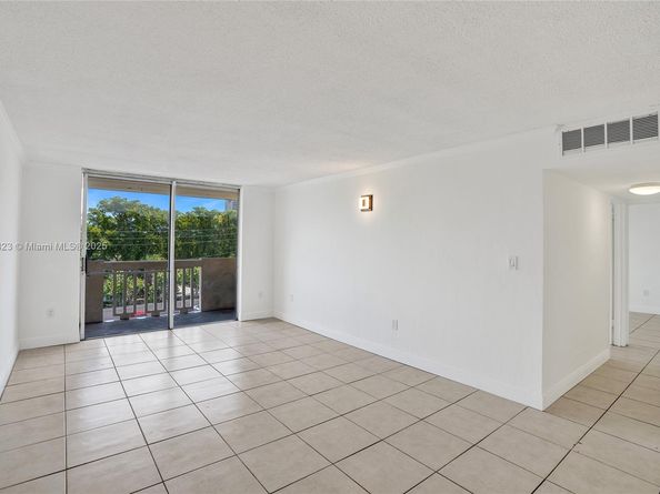 1800 Sans Souci Blvd 435, North Miami FL 33181