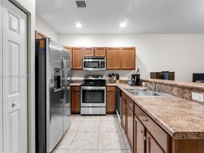 3213 SE 7th Ct, Homestead FL 33033