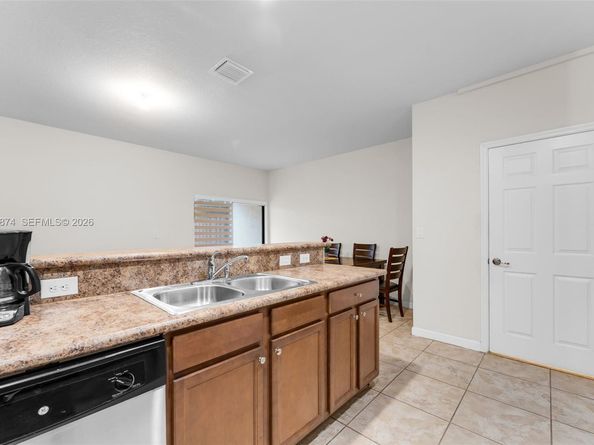 3213 SE 7th Ct, Homestead FL 33033