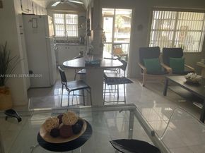 541 Blue Heron Dr 215, Hallandale Beach FL 33009