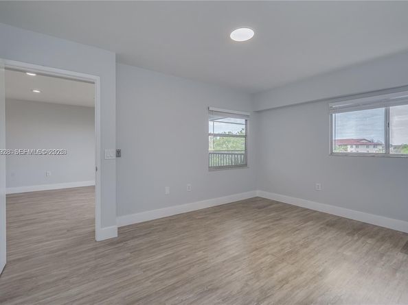 12955 SW 16th Ct 409M, Pembroke Pines FL 33027