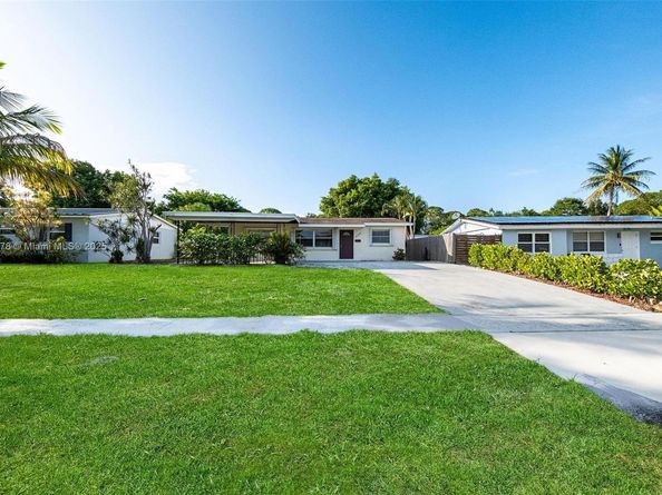 3589 Island Rd, Palm Beach Gardens FL 33410