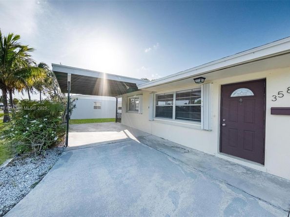 3589 Island Rd, Palm Beach Gardens FL 33410