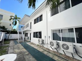 312 Elm St, Hollywood FL 33019