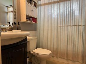 2701 NW 52nd Ct, Tamarac FL 33309