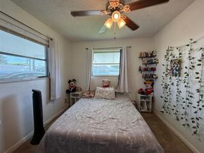 2701 NW 52nd Ct, Tamarac FL 33309