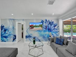 1342 Tyler St, Hollywood FL 33019
