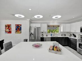 1342 Tyler St, Hollywood FL 33019
