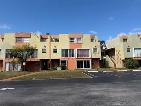 9390 W Flagler St 206C, Miami FL 33174