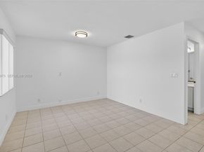10907 W Broward Blvd, Plantation FL 33324