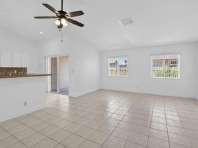 10907 W Broward Blvd, Plantation FL 33324