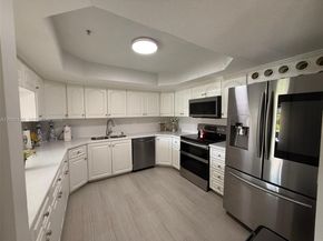 17455 NW 75th Pl 203, Hialeah FL 33015