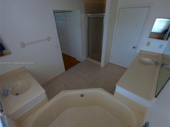 1943 SW 149th Ave, Miramar FL 33027