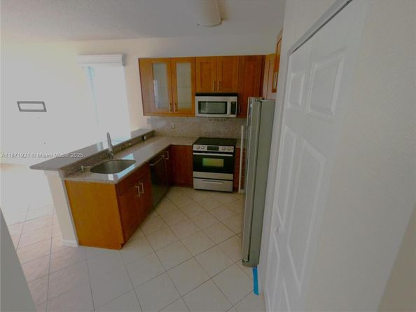 1943 SW 149th Ave, Miramar FL 33027