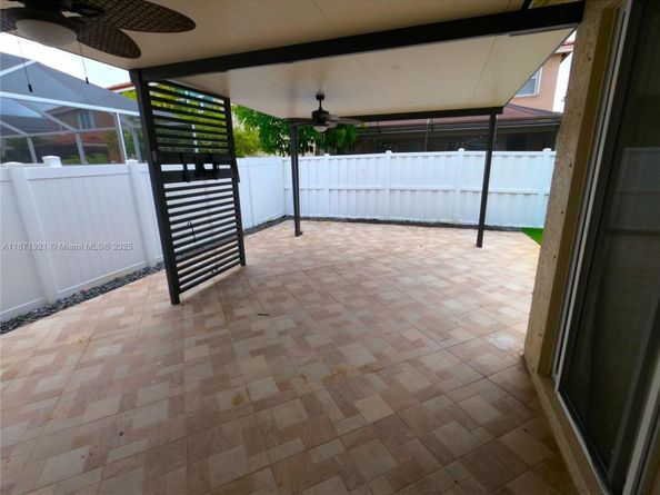 1943 SW 149th Ave, Miramar FL 33027