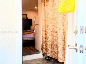 2281 NW 81st Ter, Miami FL 33147