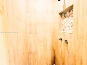 2281 NW 81st Ter, Miami FL 33147