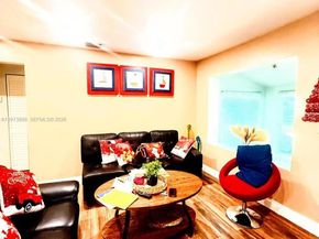 2281 NW 81st Ter, Miami FL 33147