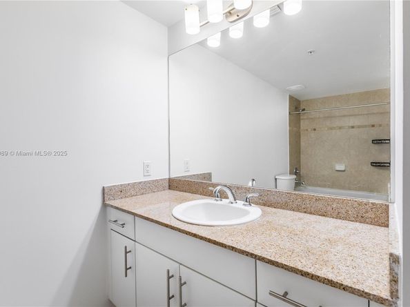 1861 NW S River Dr 406, Miami FL 33125