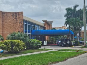 26 Diplomat Pkwy 2259, Hallandale Beach FL 33009