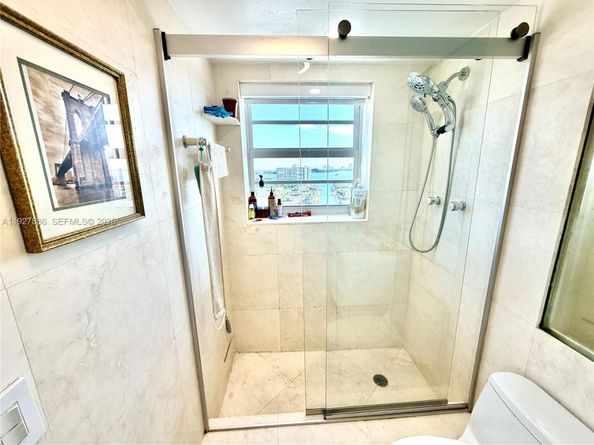 2150 Sans Souci Blvd B1501, North Miami FL 33181