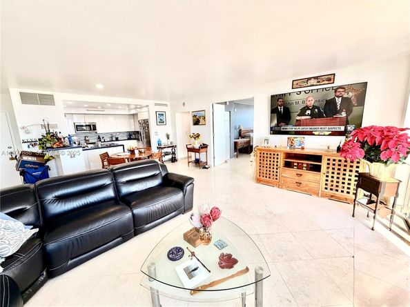 2150 Sans Souci Blvd B1501, North Miami FL 33181