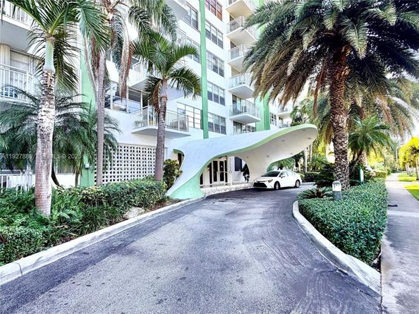 2150 Sans Souci Blvd B1501, North Miami FL 33181
