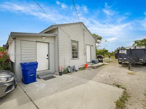 3021 Avenue J, Riviera Beach FL 33404