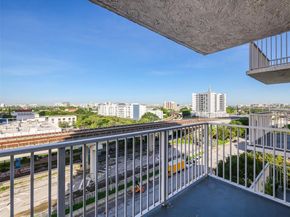 850 N Miami Ave W906, Miami FL 33136