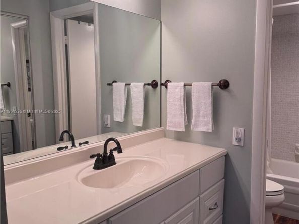 9080 Lime Bay Blvd 104, Tamarac FL 33321